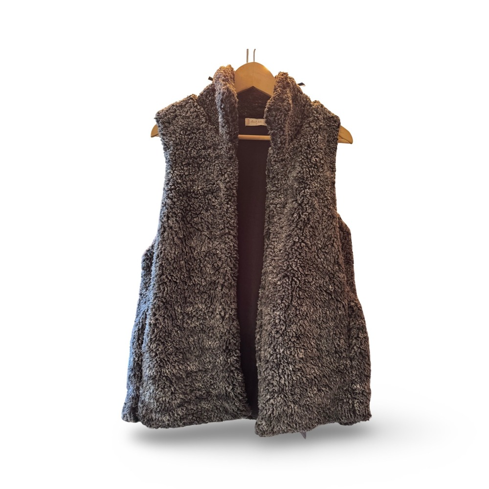 Altard State Cozy Sherpa Vest Sleeveless‎ Faux Fur Gray Comfy Layering